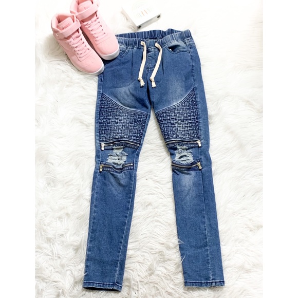 (S) AMERICAN BAZI Moto Style Distressed Denim Joggers with Zipper Knee Detailing - Picture 6 of 11